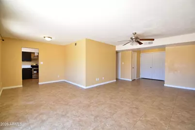 6525 W Mercer Lane, Glendale, AZ 85304 - Photo 3