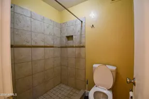 6525 W Mercer Ln, Glendale, AZ 85304 - Photo 17