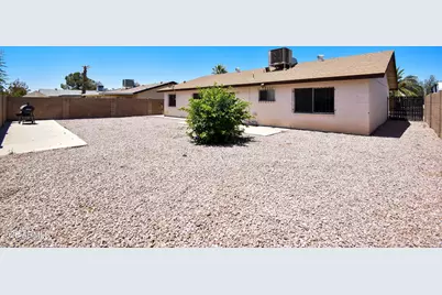 6525 W Mercer Lane, Glendale, AZ 85304 - Photo 21