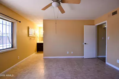 6525 W Mercer Lane, Glendale, AZ 85304 - Photo 15