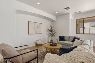 10262 W Foothill Dr, Peoria, AZ 85383 - Photo 3
