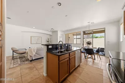 10262 W Foothill Drive, Peoria, AZ 85383 - Photo 5