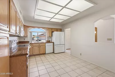 7833 E Nopal Avenue, Mesa, AZ 85209 - Photo 9