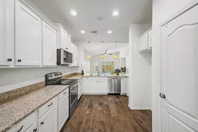 2694 E Runaway Bay Place, Gilbert, AZ 85298 - Photo 15