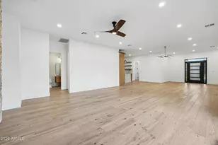 4107 E Avalon Dr, Phoenix, AZ 85018 - Photo 13