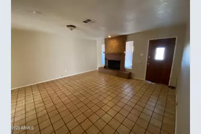 4251 W Keim Drive, Phoenix, AZ 85019 - Photo 5