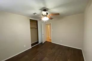 4251 W Keim Dr, Phoenix, AZ 85019 - Photo 11