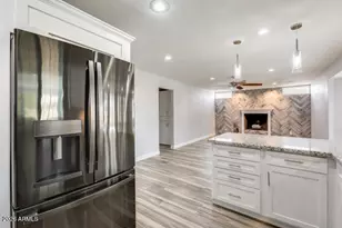 14018 N 44th Dr, Glendale, AZ 85306 - Photo 9