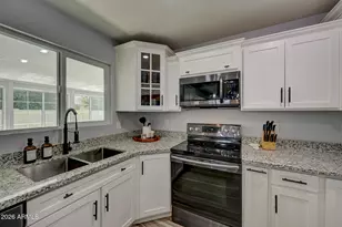 14018 N 44th Dr, Glendale, AZ 85306 - Photo 7