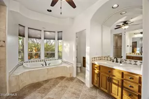 8400 E Dixileta Dr, Scottsdale, AZ 85266 - Photo 39