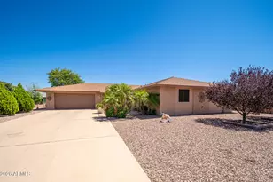 10506 W Edgewood Dr, Sun City, AZ 85351 - Photo 5