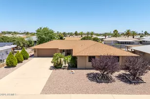 10506 W Edgewood Dr, Sun City, AZ 85351 - Photo 3