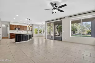 4302 E Mossman Rd, Phoenix, AZ 85050 - Photo 15