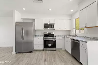 2620 E Villa Theresa Drive, Phoenix, AZ 85032 - Photo 7