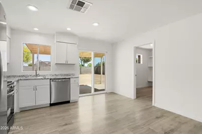 2620 E Villa Theresa Drive, Phoenix, AZ 85032 - Photo 9