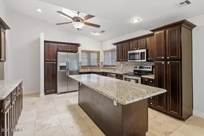 33651 S Topaz Road, Black Canyon City, AZ 85324 - Photo 13