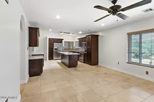 33651 S Topaz Rd, Black Canyon City, AZ 85324 - Photo 9