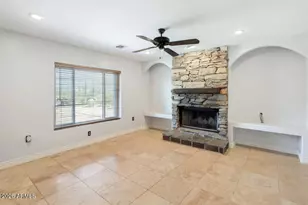 33651 S Topaz Rd, Black Canyon City, AZ 85324 - Photo 3