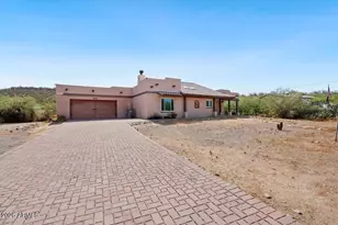 33651 S Topaz Rd, Black Canyon City, AZ 85324 - Photo 3