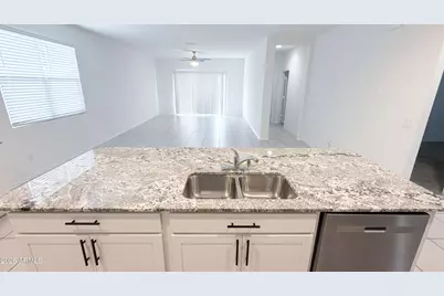 4628 S 104th Glen, Tolleson, AZ 85353 - Photo 9