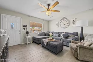 568 N 111th St, Mesa, AZ 85207 - Photo 7