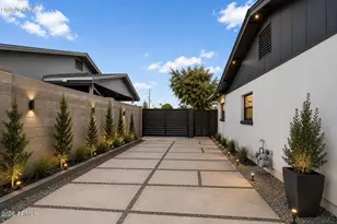 7917 W Flower St, Phoenix, AZ 85033 - Photo 43