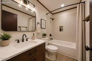 7917 W Flower St, Phoenix, AZ 85033 - Photo 31