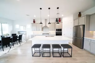 29366 N 136th Ln, Peoria, AZ 85383 - Photo 9