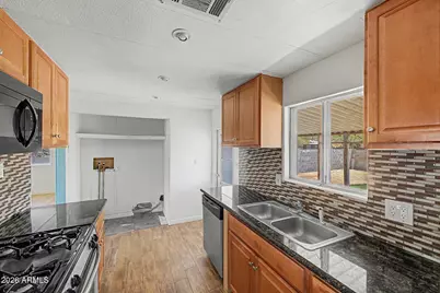 19641 N 26th Street, Phoenix, AZ 85050 - Photo 13