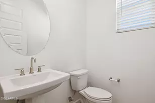 27464 N 69th Ln, Peoria, AZ 85383 - Photo 13