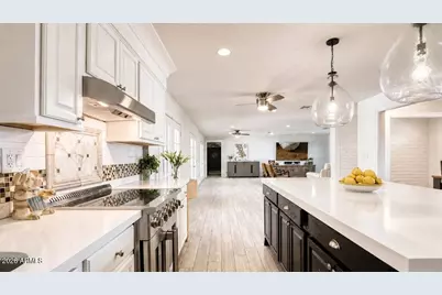 7116 E Jenan Drive, Scottsdale, AZ 85254 - Photo 29