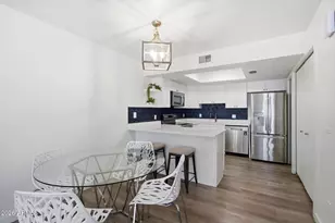 2143 E Center Ln, Tempe, AZ 85281 - Photo 9