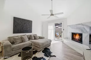 2143 E Center Ln, Tempe, AZ 85281 - Photo 11