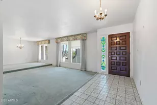 3217 E Malapai Dr, Phoenix, AZ 85028 - Photo 9