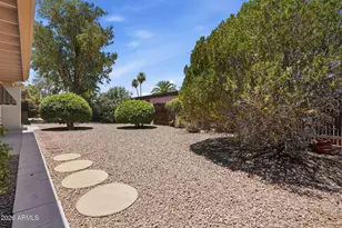 3217 E Malapai Dr, Phoenix, AZ 85028 - Photo 53
