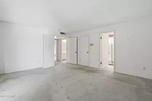 3217 E Malapai Dr, Phoenix, AZ 85028 - Photo 27