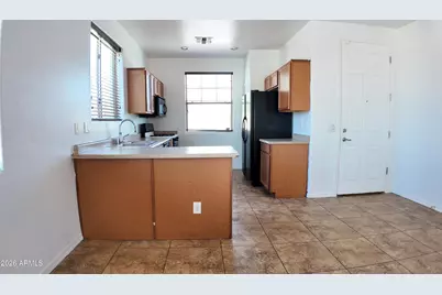 2618 W Gary Way, Phoenix, AZ 85041 - Photo 7