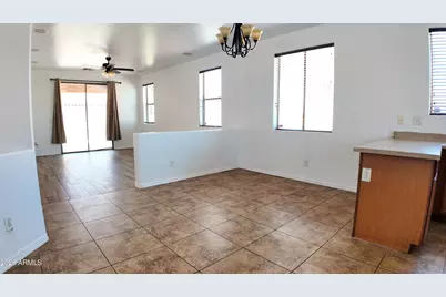 2618 W Gary Way, Phoenix, AZ 85041 - Photo 13