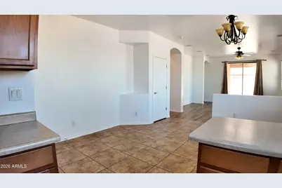 2618 W Gary Way, Phoenix, AZ 85041 - Photo 5