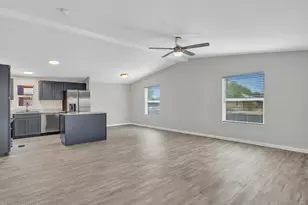18032 N 2nd St, Phoenix, AZ 85022 - Photo 9