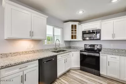 14018 N 44th Drive, Glendale, AZ 85306 - Photo 5