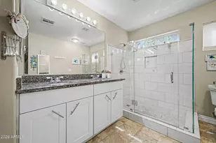 10415 E Capri Ave, Mesa, AZ 85208 - Photo 17