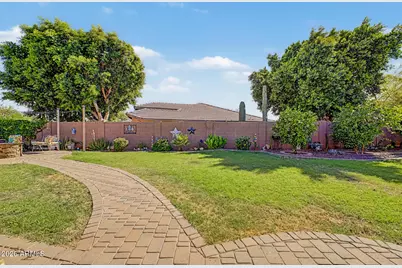 10415 E Capri Avenue, Mesa, AZ 85208 - Photo 31