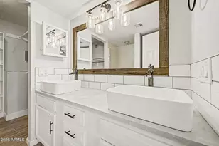 1449 E Highland Ave, Phoenix, AZ 85014 - Photo 13