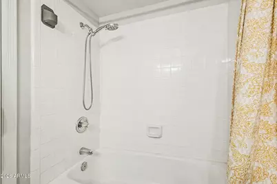 1449 E Highland Avenue #3, Phoenix, AZ 85014 - Photo 21