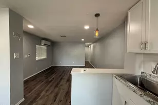 19401 N 7th St, Phoenix, AZ 85024 - Photo 11