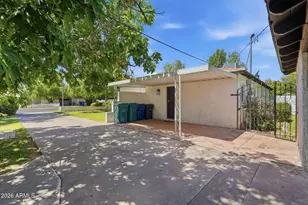 6 N Fraser Dr E, Mesa, AZ 85203 - Photo 43