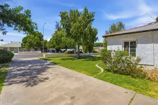 6 N Fraser Dr E, Mesa, AZ 85203 - Photo 17