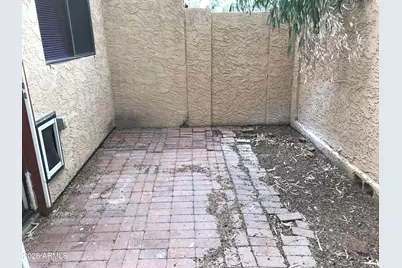 1025 E Highland Avenue #Unit 12, Phoenix, AZ 85014 - Photo 21