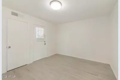 3316 E Helena Drive, Phoenix, AZ 85032 - Photo 7